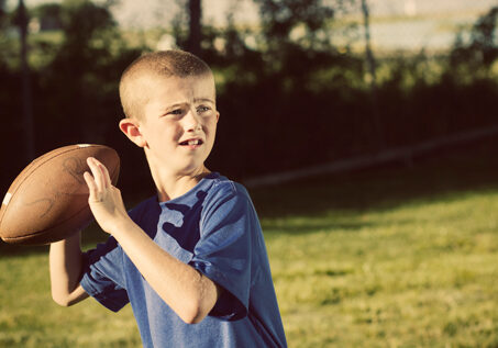 football-passing football-passing